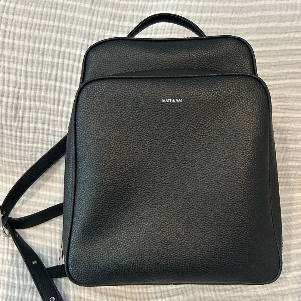 Matt & Nat Vegan Leather Backpack